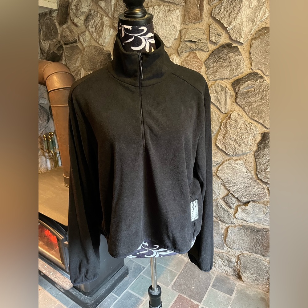 NWT Rains Black Half Zip Sherpa L